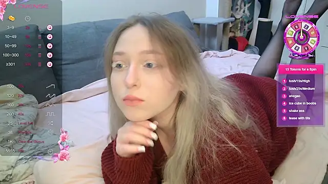 Snapshot of Emiliaaah chatting on February 19, 10:28 pm Emiliaaah online show from February 19, 10:28 pm