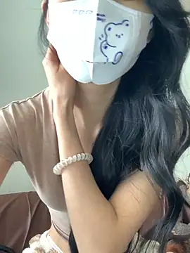 Snapshot of ShouSushi chatting on February 7, 6:17 am ShouSushi online show from February 7, 6:17 am