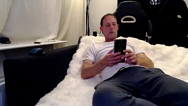 Snapshot of Sexy_Ass_Mike chatting on March 10, 11:54 pm Sexy Ass Mike online show from March 10, 11:54 pm