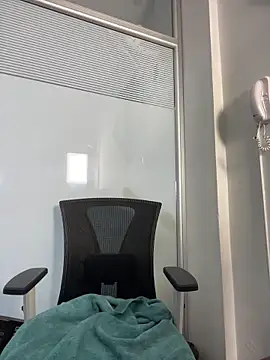 Snapshot of Nahomy_Benett chatting on February 20, 11:54 am Nahomy Benett online show from February 20, 11:54 am