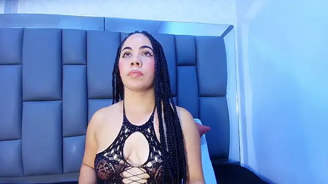 melany roberts  online show from May 26, 3:02 am