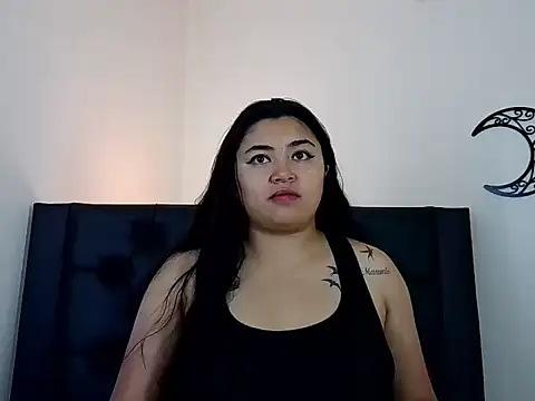 Snapshot of KatalynaSweet chatting on February 17, 11:11 pm KatalynaSweet online show from February 17, 11:11 pm