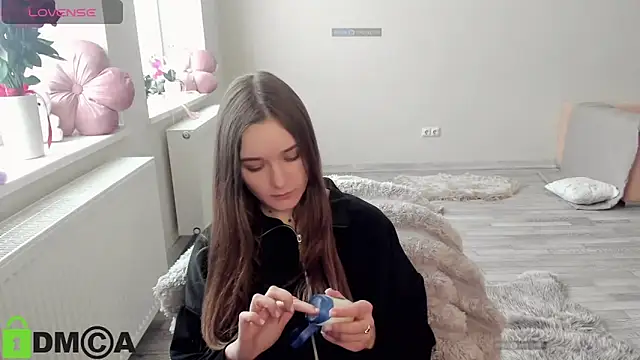 Elina X online show from April 9, 7:25 am