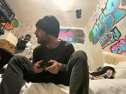 Snapshot of gothboiplzty chatting on February 28, 12:44 am gothboiplzty online show from February 28, 12:44 am