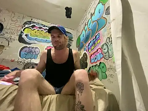 gothboiplzty online show from June 18, 7:52 am