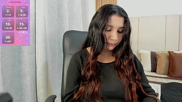 Victoria Rosee online show from April 10, 12:32 pm