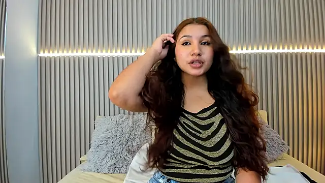 Snapshot of Victoria_Rosee chatting on July 8, 2:43 pm Victoria Rosee online show from July 8, 2:43 pm