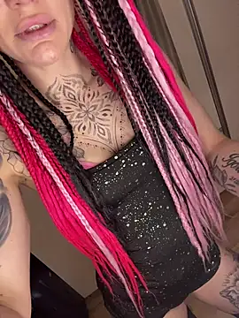 susannee online show from March 9, 10:03 pm