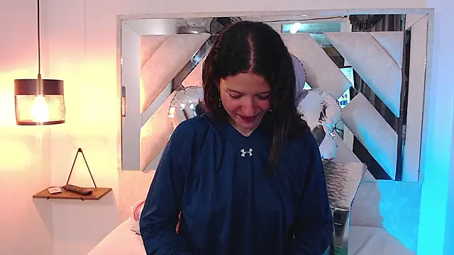 sofy bonnet online show from February 2, 12:15 pm