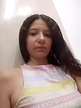 sofy bonnet online show from February 15, 3:31 pm