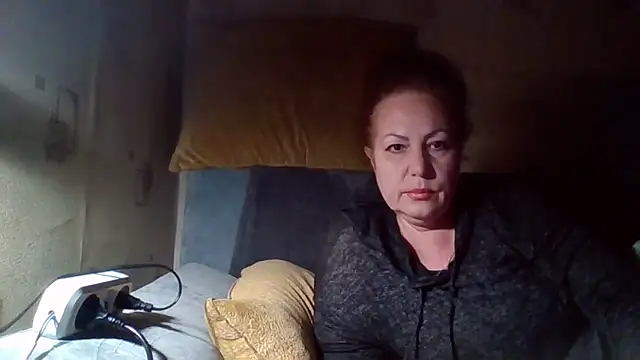 KrystalStyles online show from April 22, 7:48 pm