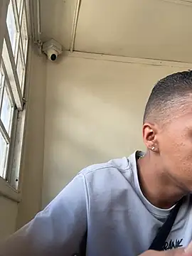 Snapshot of hotboyluxe chatting on July 11, 3:26 pm hotboyluxe online show from July 11, 3:26 pm