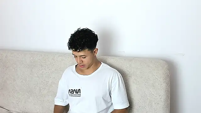  Alex Colton online show from January 31, 10:08 pm