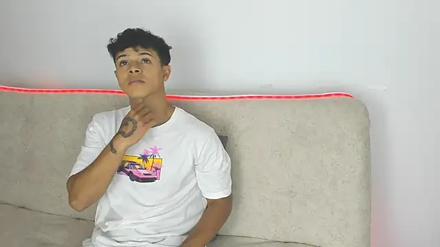  Alex Colton online show from March 8, 10:13 pm