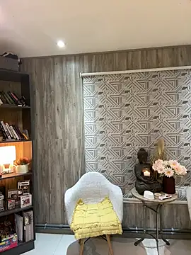 BabyChanntal online show from March 21, 12:04 am