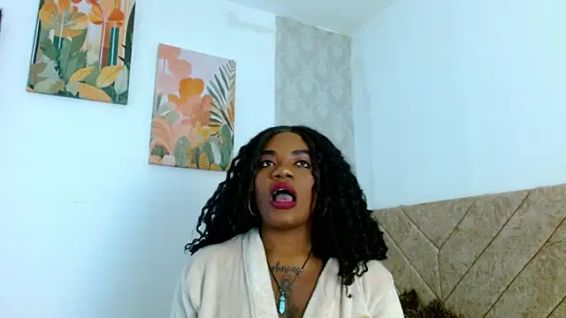 Snapshot of ebony_boobs020 chatting on February 21, 12:50 pm ebony boobs020 online show from February 21, 12:50 pm