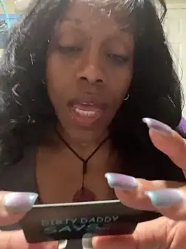 Snapshot of NatalieGainer_goodies chatting on April 26, 1:25 am NatalieGainer goodies online show from April 26, 1:25 am