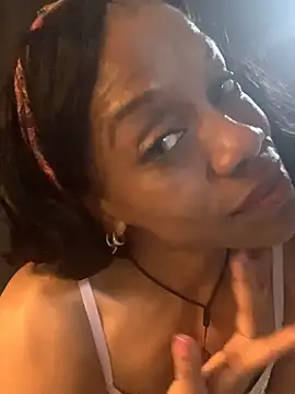 Snapshot of NatalieGainer_goodies chatting on May 2, 2:49 am NatalieGainer goodies online show from May 2, 2:49 am