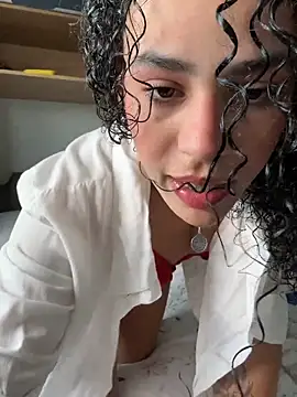 SirenStell0 online show from April 7, 7:47 pm