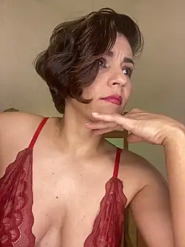 Snapshot of eva_luz chatting on February 16, 9:44 pm eva luz online show from February 16, 9:44 pm