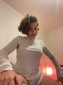 Snapshot of eva_luz chatting on February 23, 10:40 pm eva luz online show from February 23, 10:40 pm