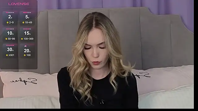 NikkiRyx online show from March 18, 3:04 pm