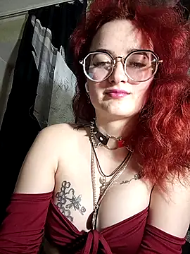 Persefoha online show from April 18, 7:58 pm