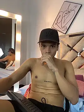 Alejandroo Montenegro online show from March 4, 2:56 pm