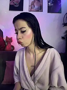 Snapshot of violettahotass chatting on February 26, 4:06 pm violettahotass online show from February 26, 4:06 pm