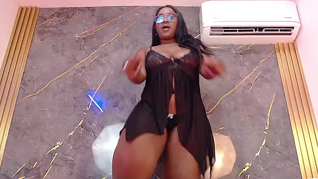 JORDAN MOOR online show from April 17, 12:57 am