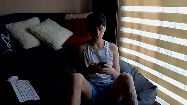 mrpicklesx23 online show from February 2, 2:38 pm