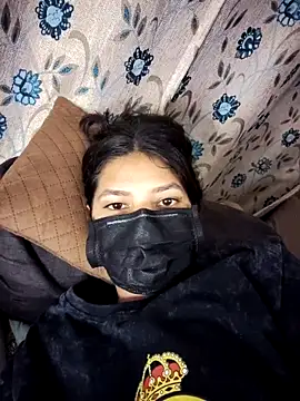 Snapshot of kavya-09 chatting on May 18, 9:42 pm kavya-09 online show from May 18, 9:42 pm