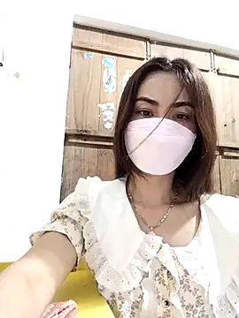 Baby-sexytits2026 online show from April 10, 11:15 am