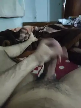 amirMohamed58 online show from April 15, 2:24 pm