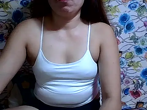 Snapshot of Sexy_HotPussy4u chatting on March 2, 11:55 pm Sexy HotPussy4u online show from March 2, 11:55 pm