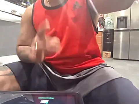 Snapshot of bischo666 chatting on February 28, 4:24 am bischo666 online show from February 28, 4:24 am