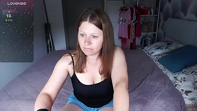 Aleksasamuii online show from July 13, 9:01 am