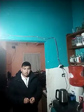 Sergiowooo online show from April 28, 12:09 am