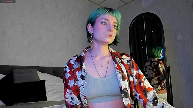 Snapshot of Scarle_Whisper chatting on May 27, 9:17 am Scarle Whisper online show from May 27, 9:17 am