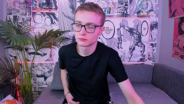 Snapshot of Emmit_Barker chatting on February 17, 3:08 pm Emmit Barker online show from February 17, 3:08 pm