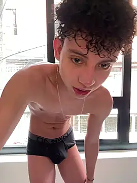 yoursexyjose online show from February 6, 6:33 pm