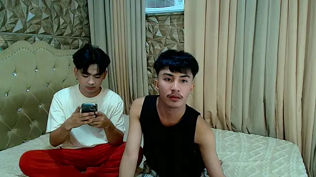 Snapshot of spoiledmycock chatting on February 25, 4:49 pm spoiledmycock online show from February 25, 4:49 pm