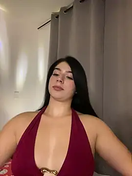  HannahFox  online show from April 10, 12:05 am