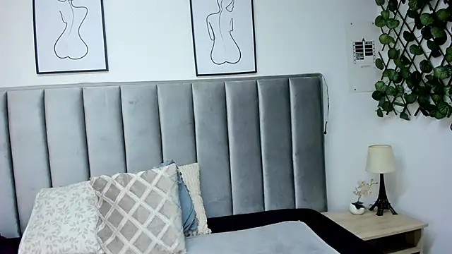 double temptation  online show from March 10, 12:32 pm