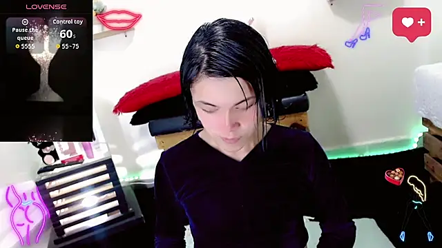 Snapshot of NathalialLooes chatting on February 26, 5:50 am NathalialLooes online show from February 26, 5:50 am