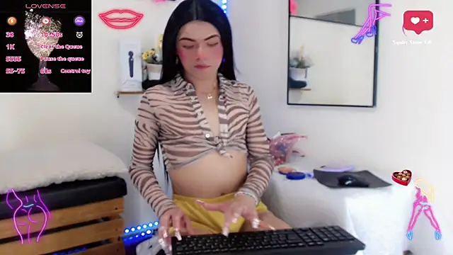 NathalialLooes online show from March 31, 9:37 pm