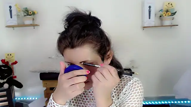 NathalialLooes online show from April 14, 5:46 am