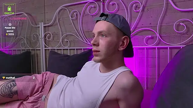 ZidNevil online show from February 13, 8:38 pm