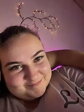 Snapshot of AlyaX_X chatting on February 24, 2:04 pm AlyaX X online show from February 24, 2:04 pm