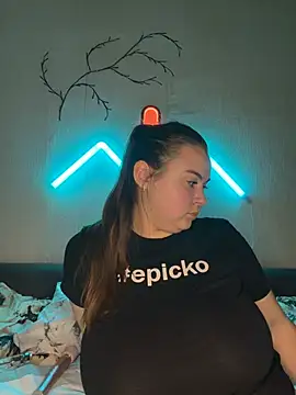 AlyaX X online show from March 30, 8:43 pm